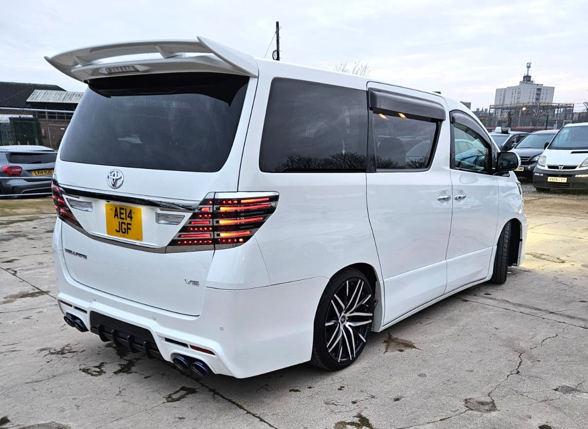 Used Toyota Vellfire 2025 for sale - 77333265: Photo 4