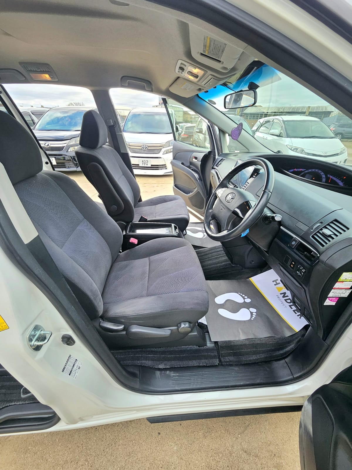 Used Toyota Estima 2026 for sale - 77899037: Photo 10