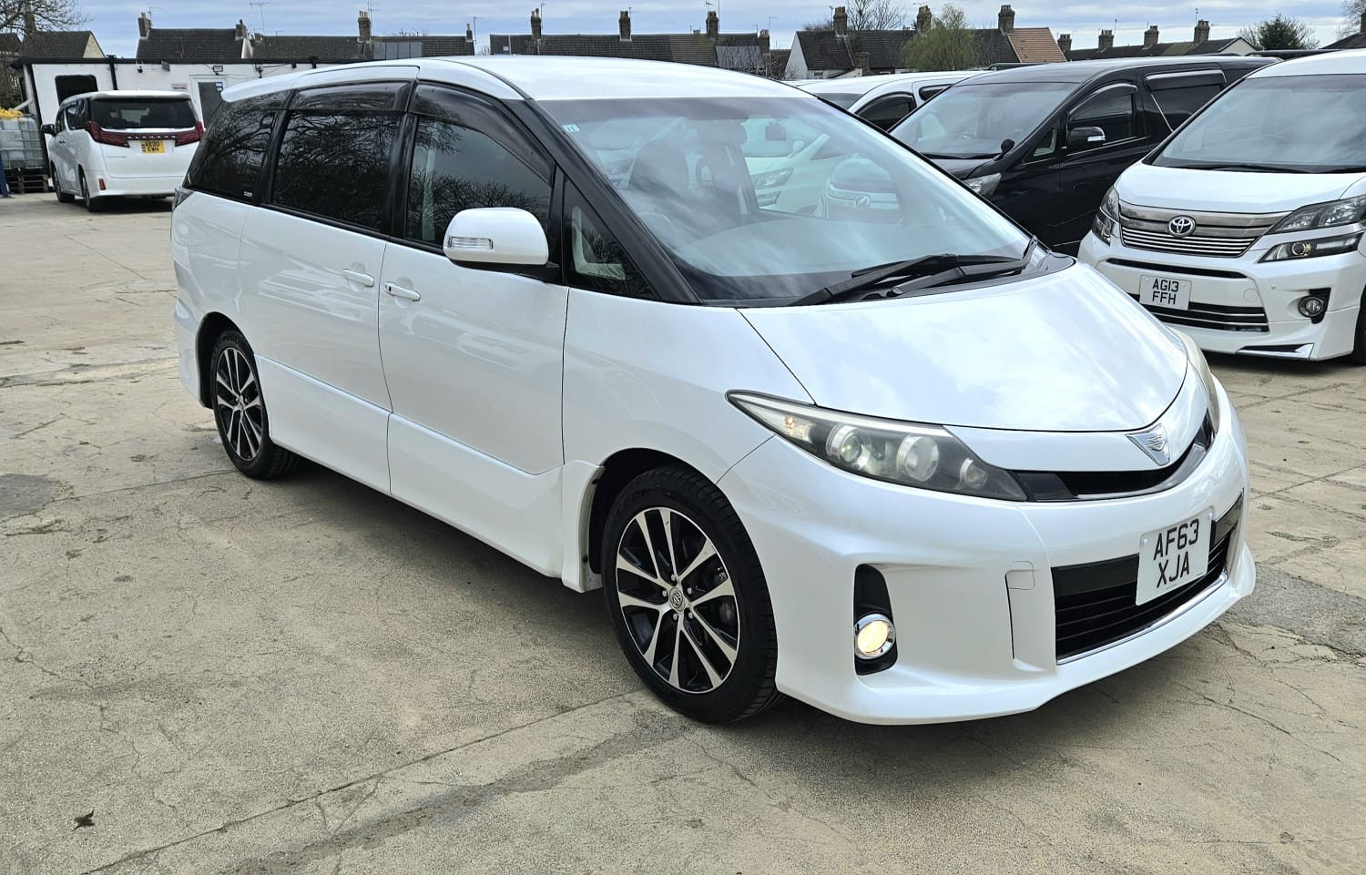 Used Toyota Estima 2026 for sale - 77899037: Photo 2