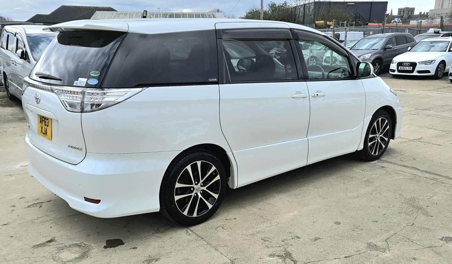 Used Toyota Estima 2026 for sale - 77899037: Photo 5