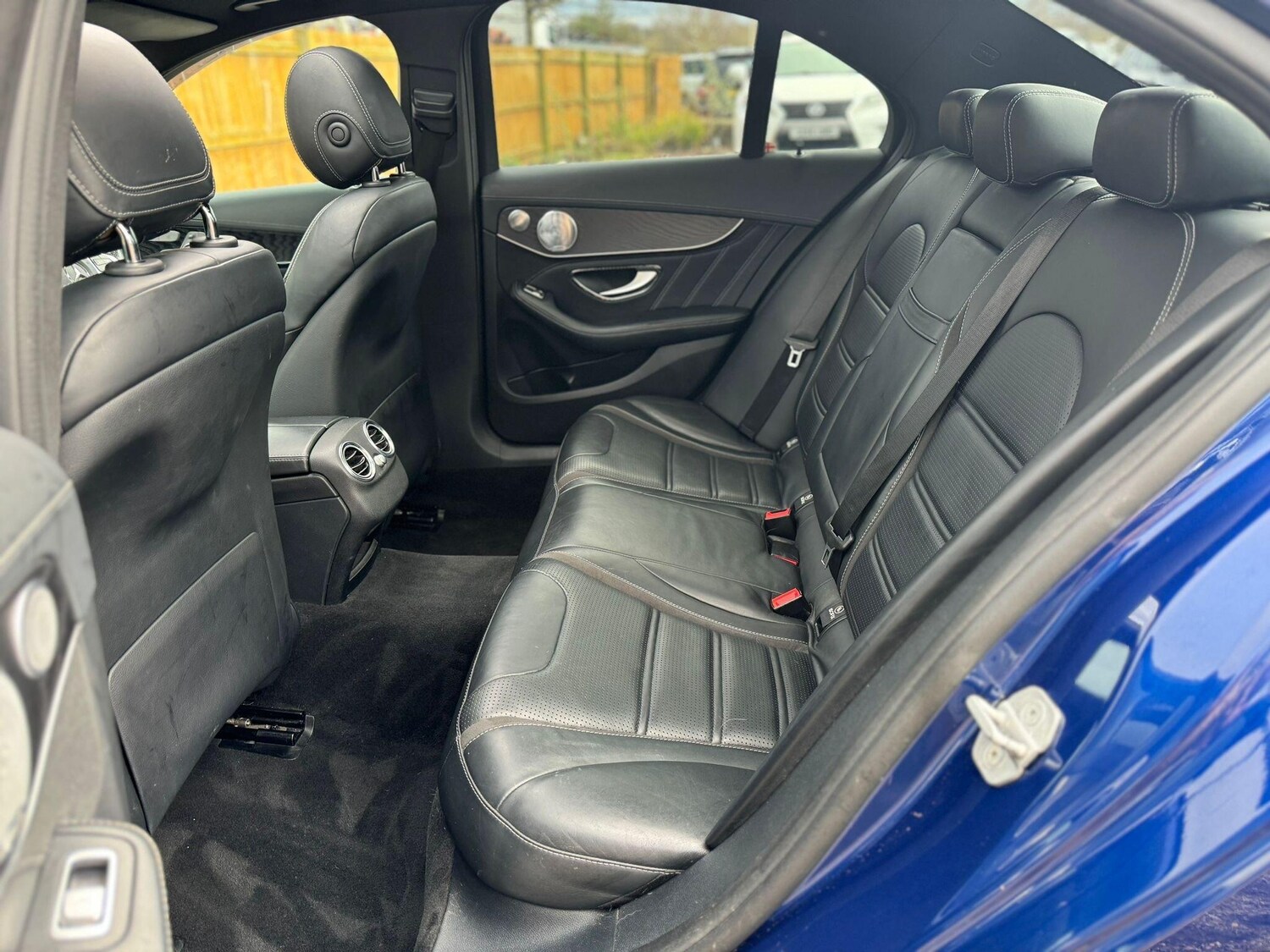 Used Mercedes-Benz C Class 2015 for sale - 77709933: Photo 22