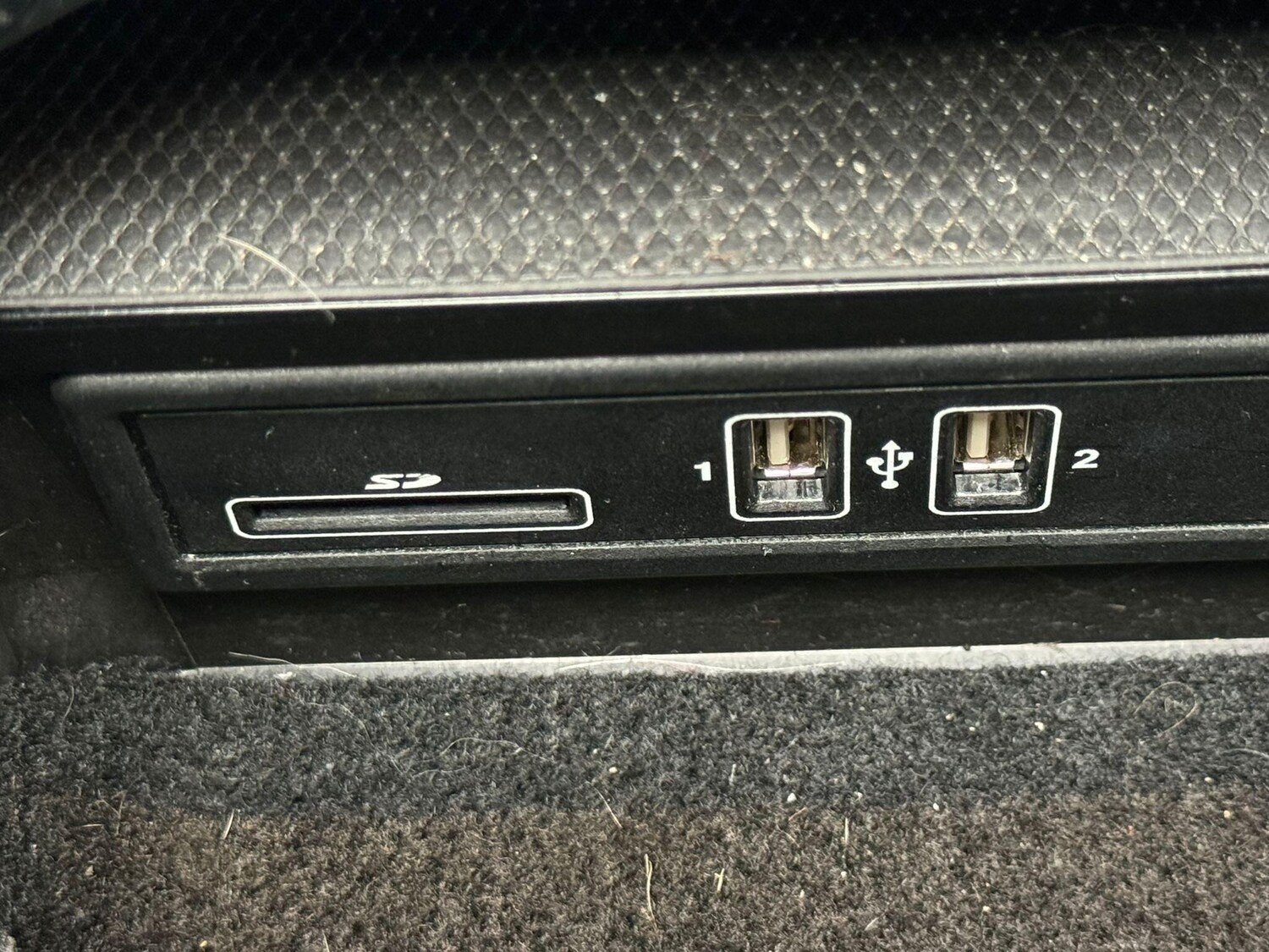 Used Mercedes-Benz C Class 2015 for sale - 77709933: Photo 35