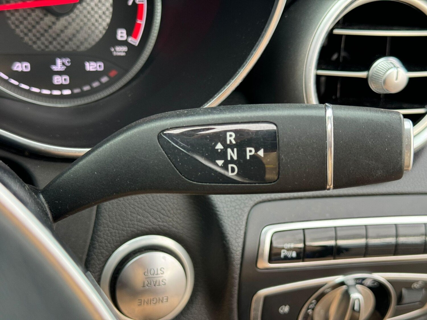 Used Mercedes-Benz C Class 2015 for sale - 77709933: Photo 41