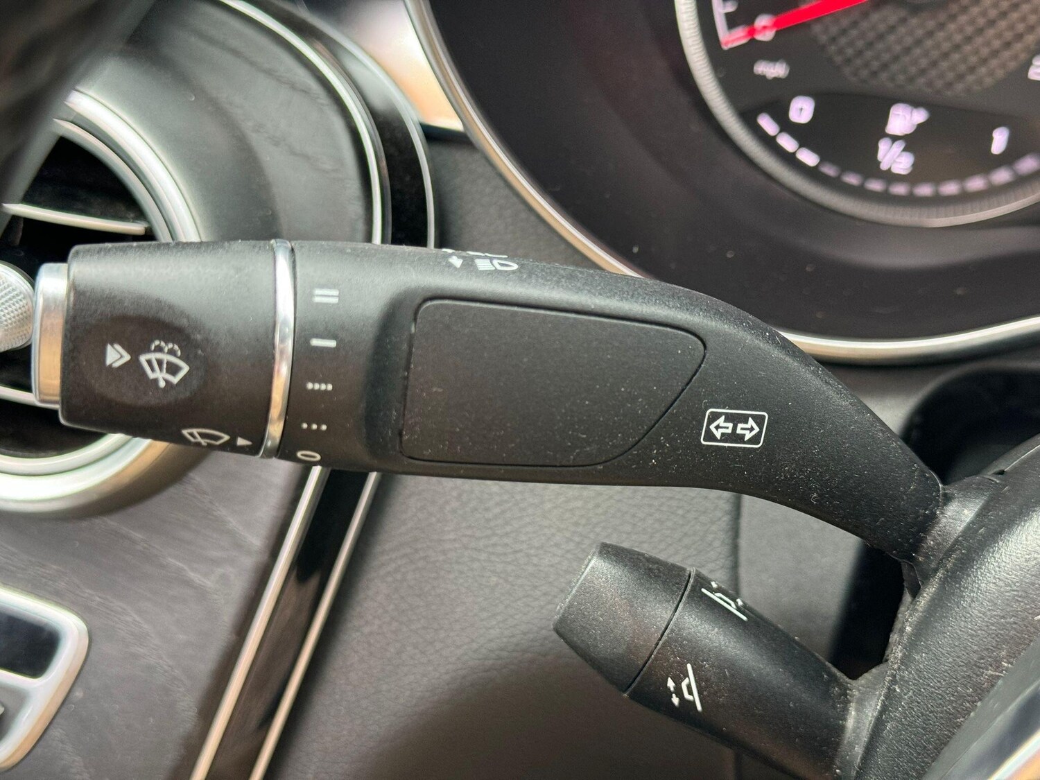 Used Mercedes-Benz C Class 2015 for sale - 77709933: Photo 42