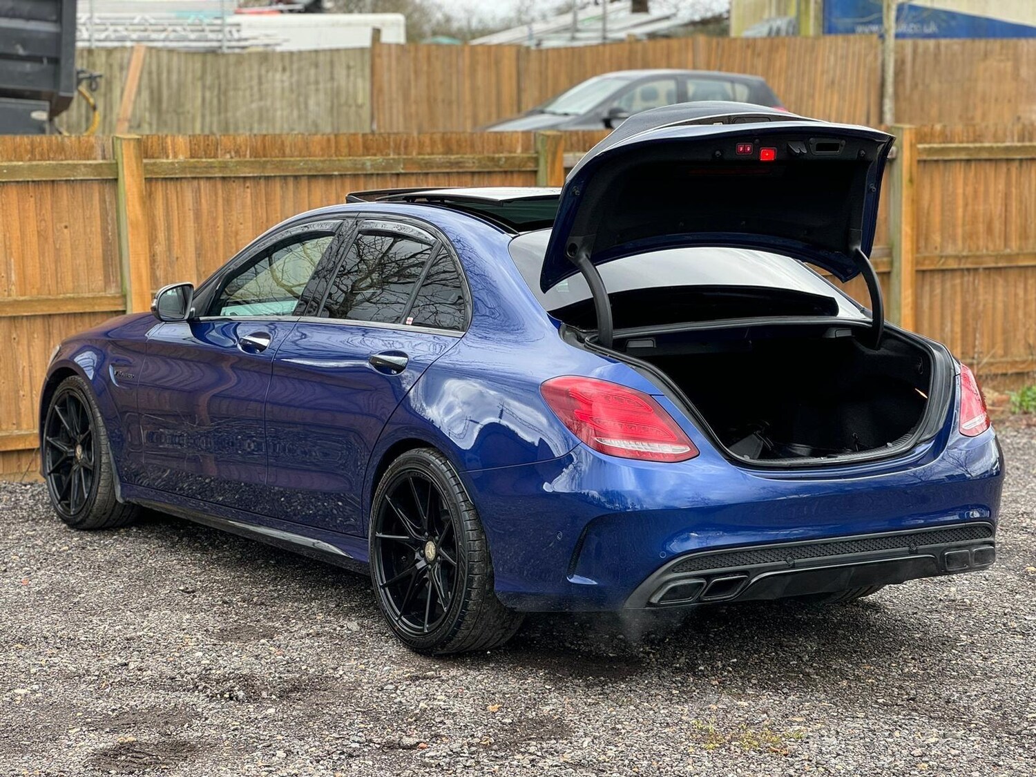 Used Mercedes-Benz C Class 2015 for sale - 77709933: Photo 7