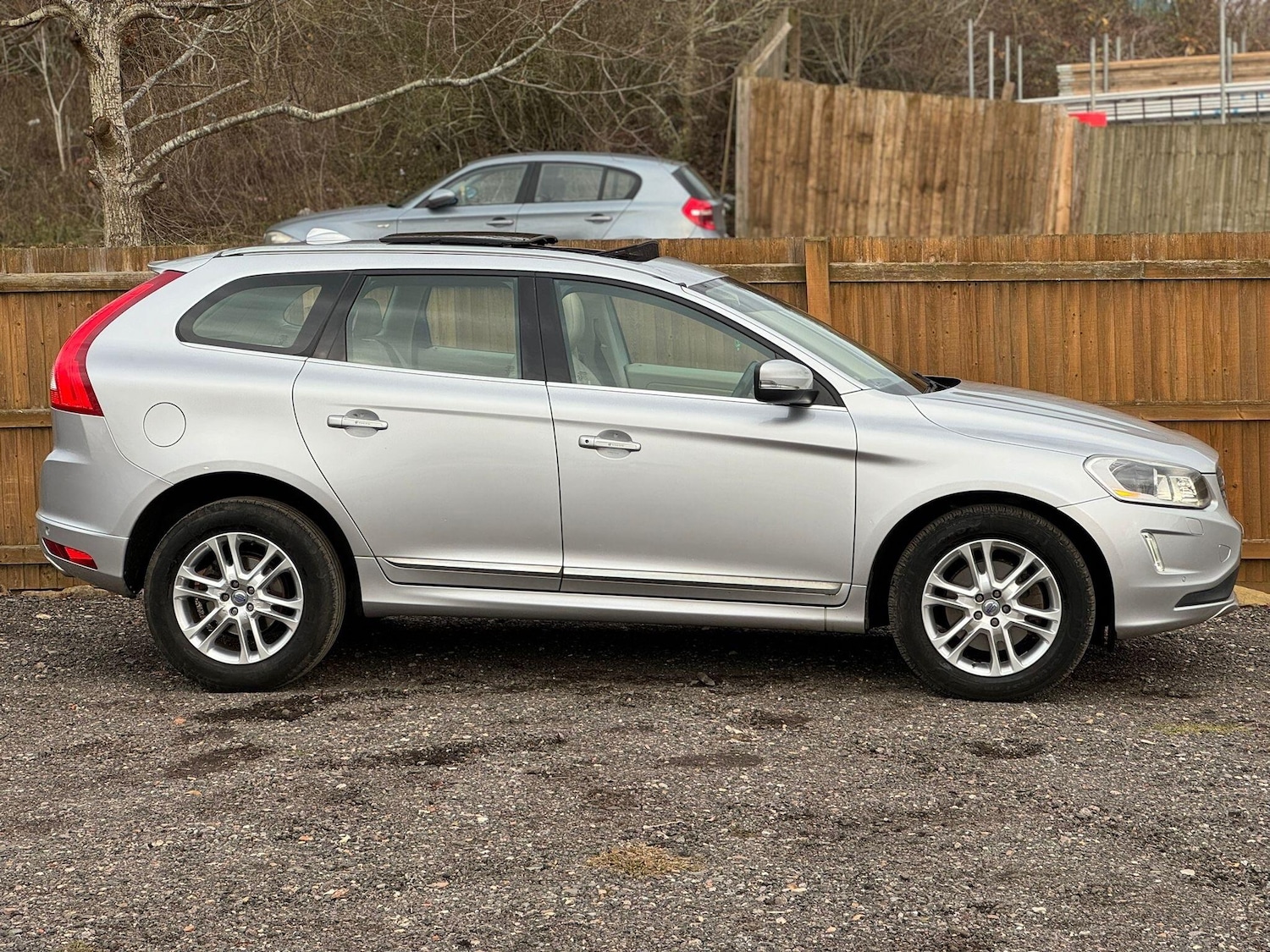 Used Volvo XC60 for sale - 76953059: Photo 10