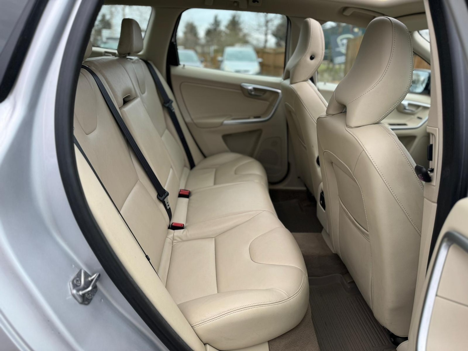 Used Volvo XC60 for sale - 76953059: Photo 24