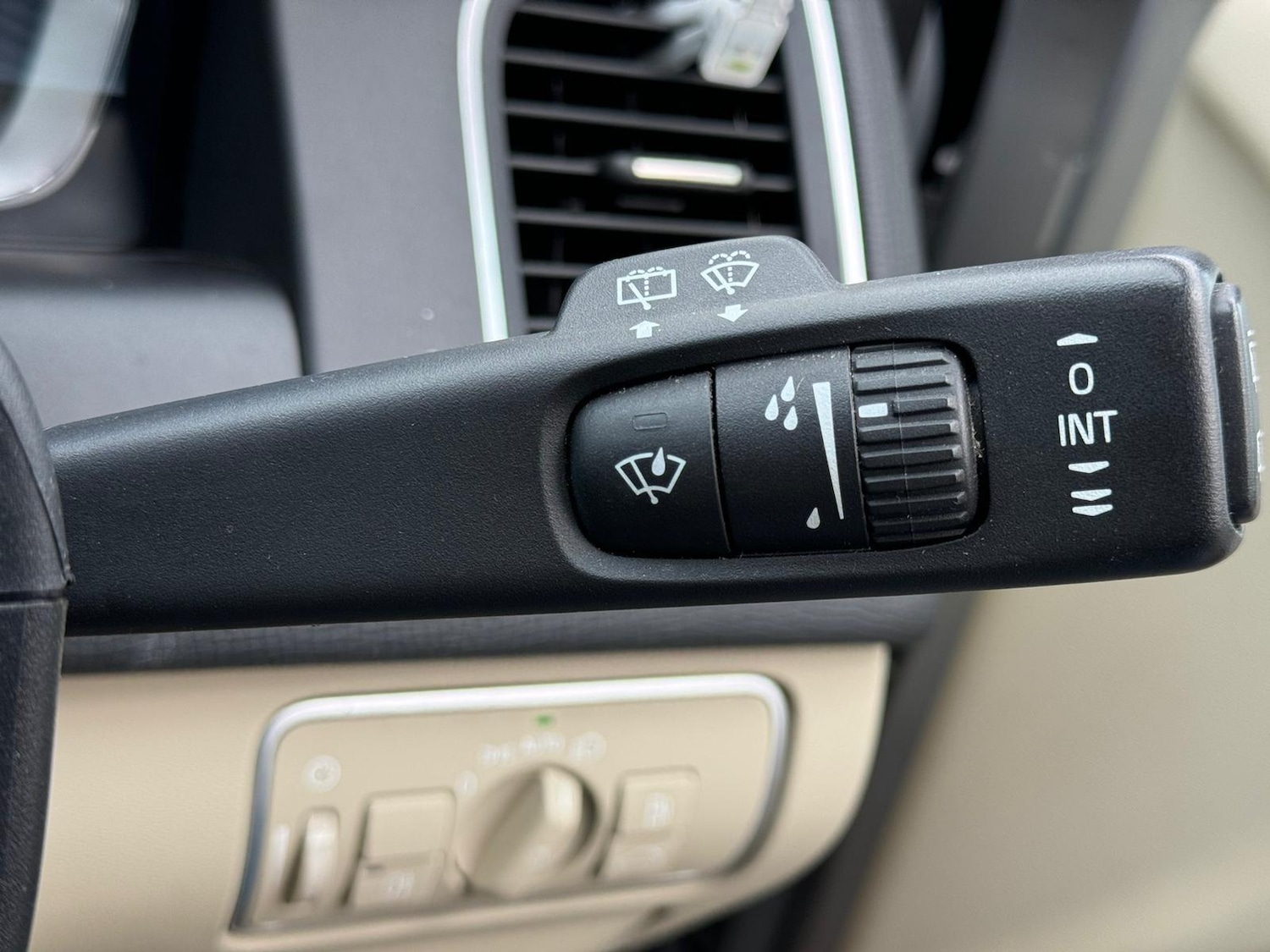 Used Volvo XC60 for sale - 76953059: Photo 33