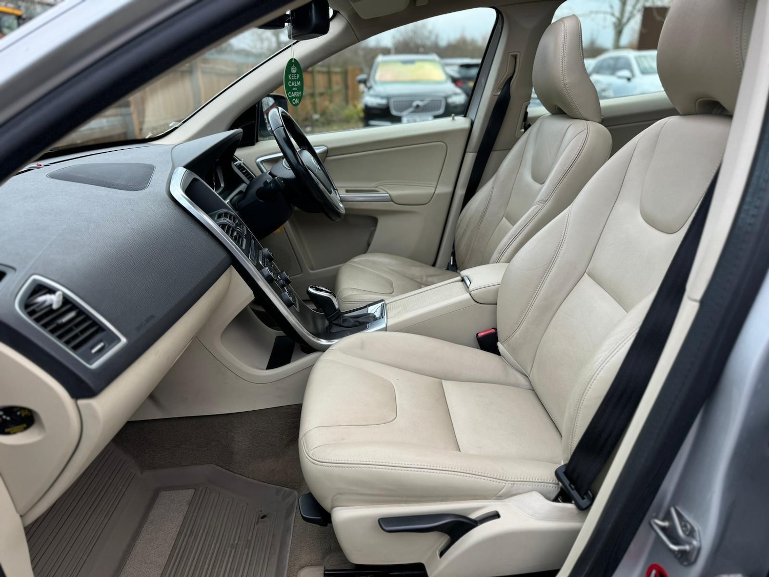 Used Volvo XC60 for sale - 76953059: Photo 48