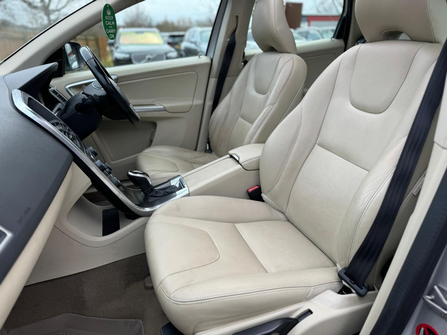 Used Volvo XC60 for sale - 76953059: Photo 49