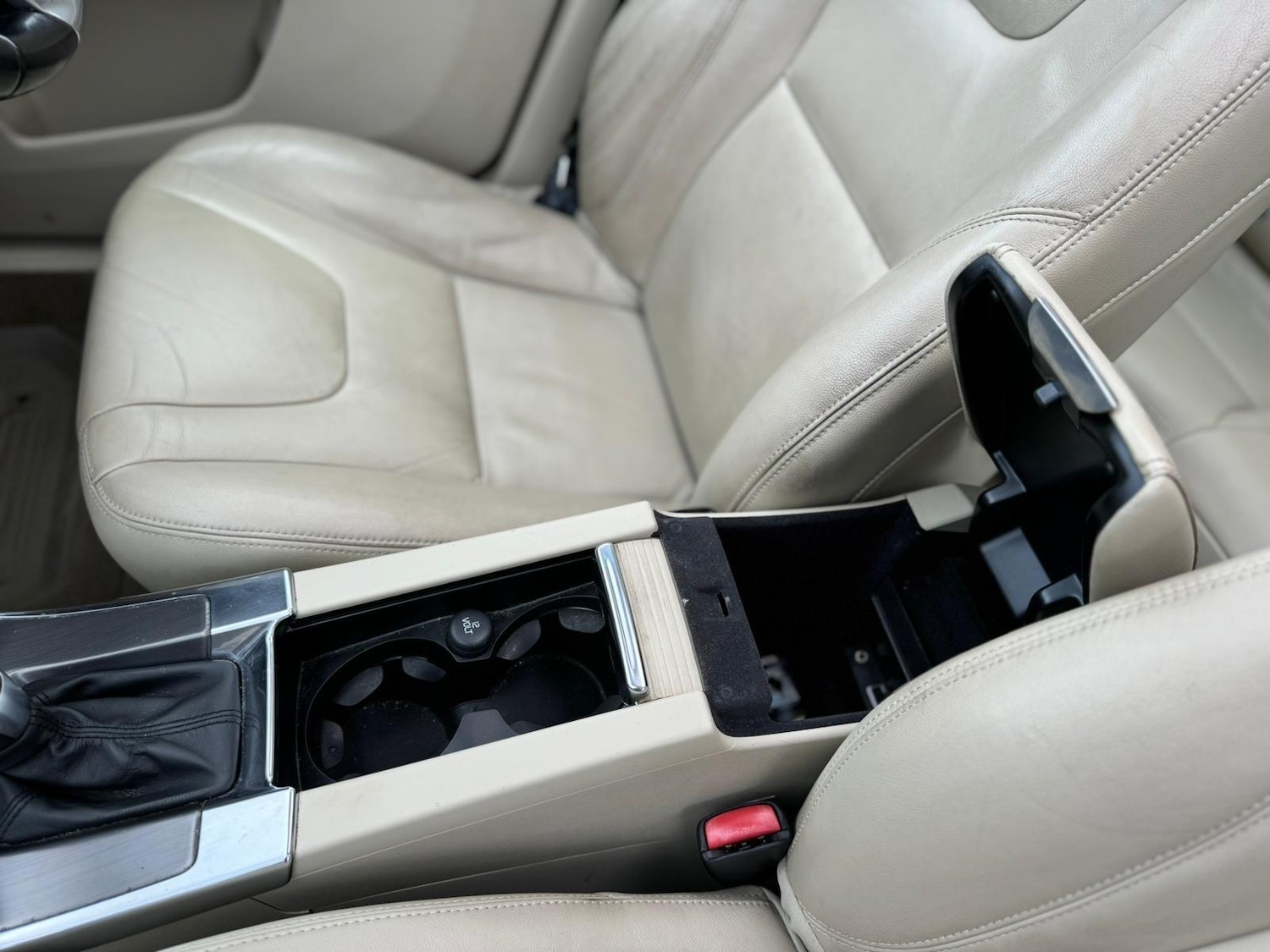 Used Volvo XC60 for sale - 76953059: Photo 50