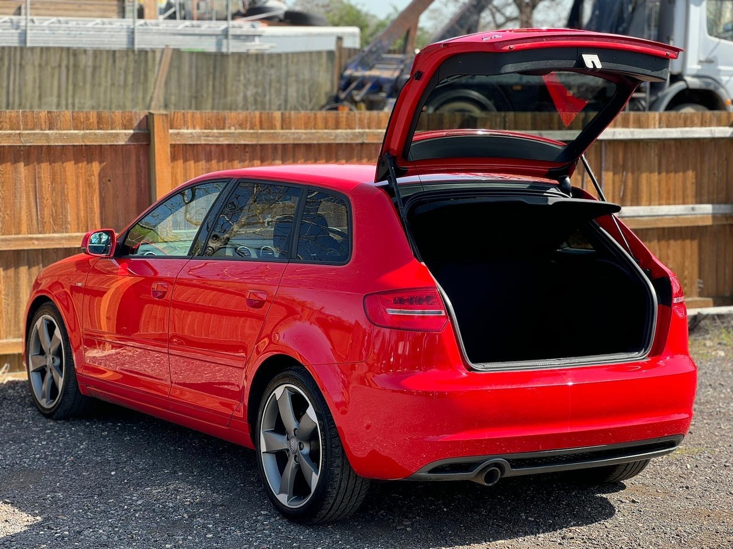 Used Audi A3 2011 for sale - 78170436: Photo 4