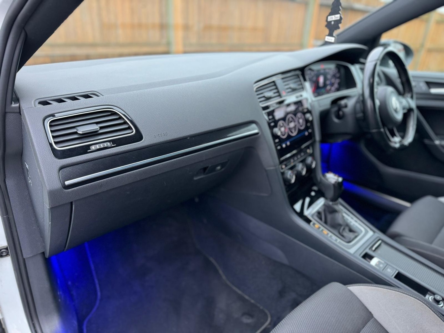 Used Volkswagen Golf 2015 for sale - 77425208: Photo 15