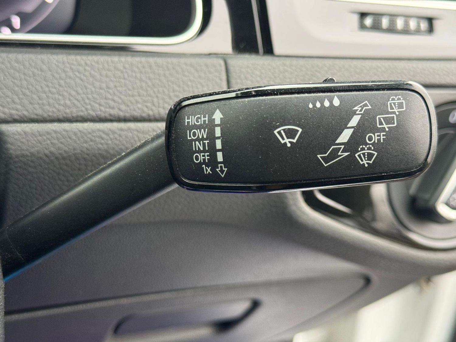 Used Volkswagen Golf 2015 for sale - 77425208: Photo 33