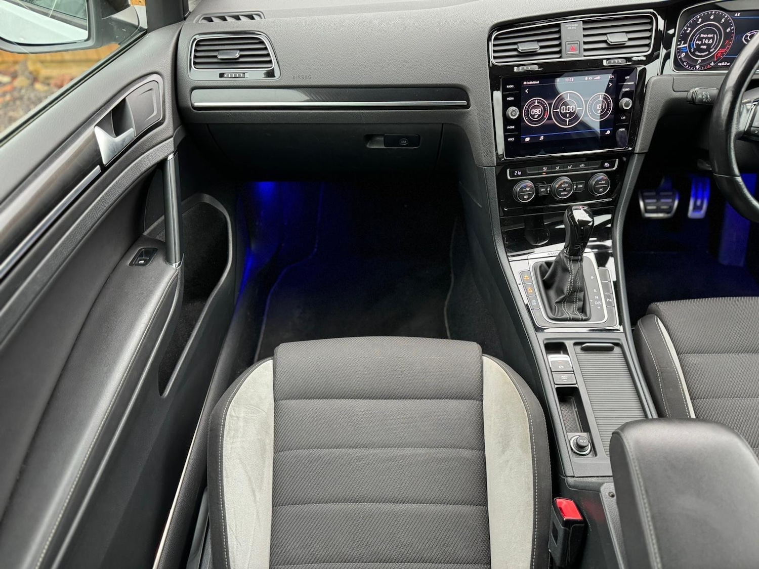 Used Volkswagen Golf 2015 for sale - 77425208: Photo 45