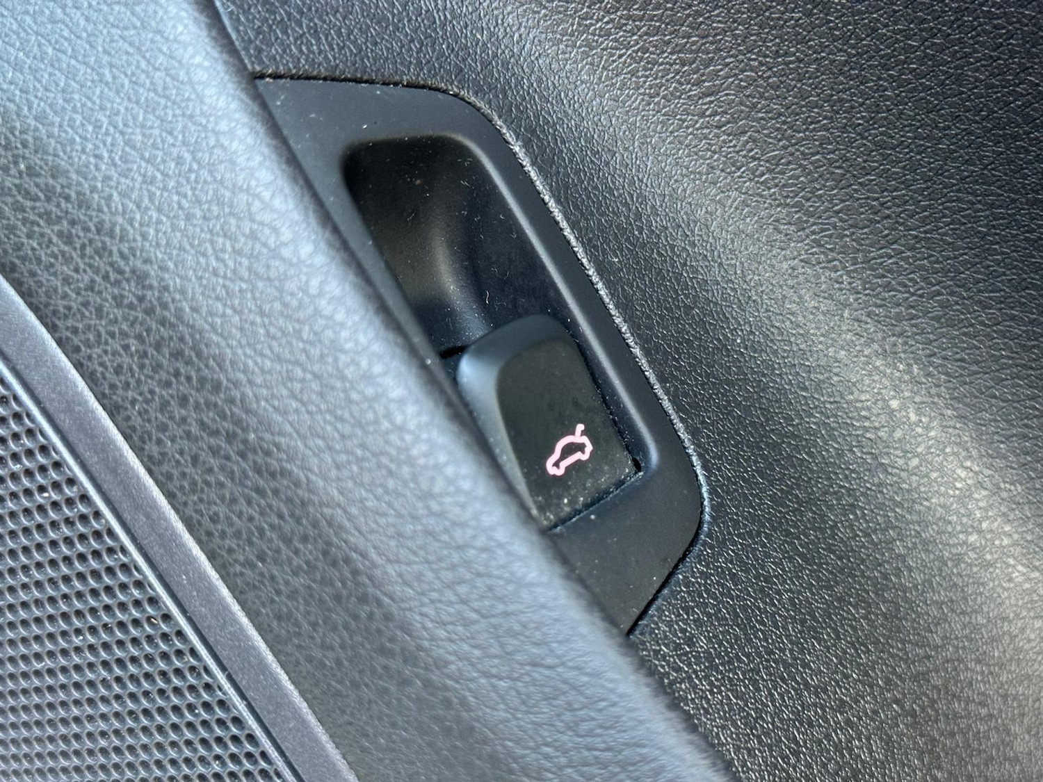 Used Audi Q3 2015 for sale - 76802214: Photo 23