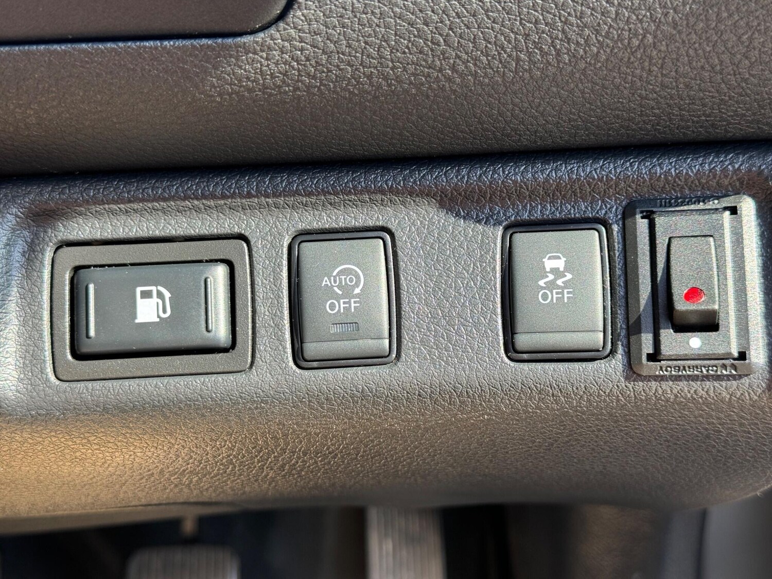 Used Nissan Navara for sale - 77957990: Photo 21