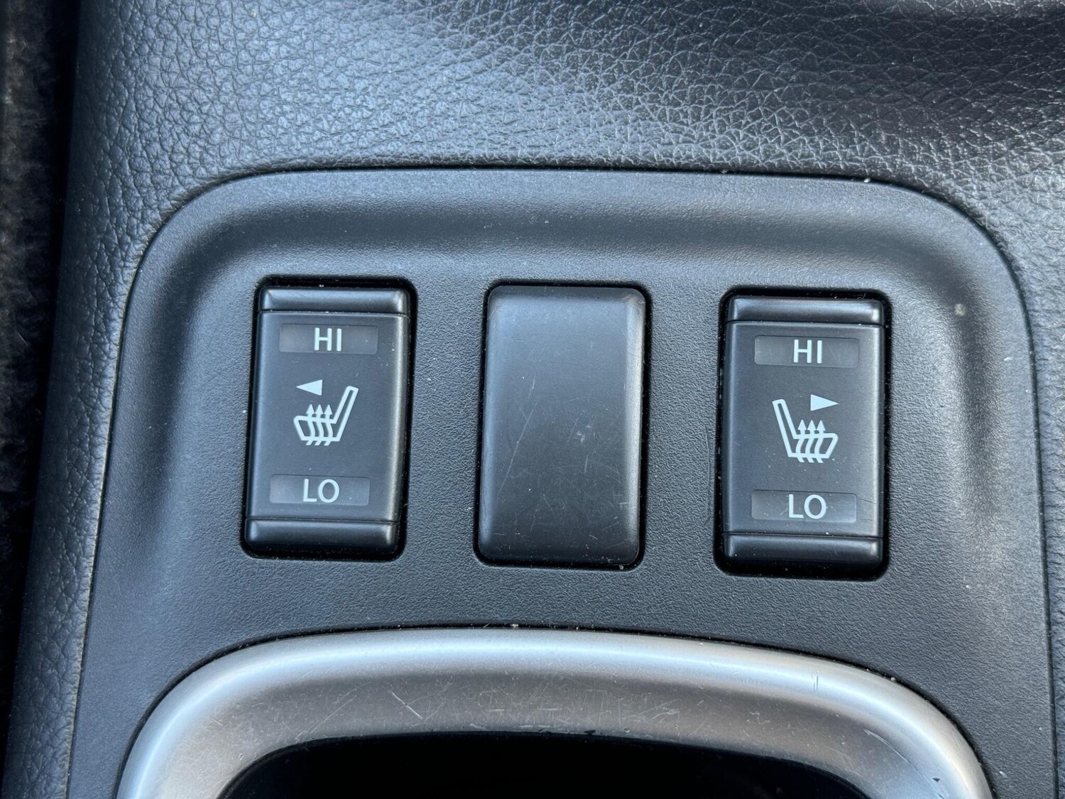 Used Nissan Navara for sale - 77957990: Photo 24