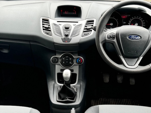 Used Ford Fiesta 2010 for sale - 75659062: Photo 12