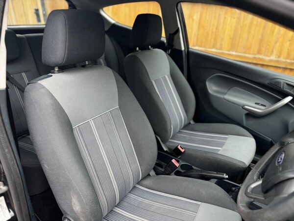 Used Ford Fiesta 2010 for sale - 75659062: Photo 19