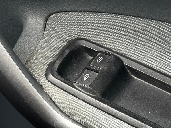 Used Ford Fiesta 2010 for sale - 75659062: Photo 28