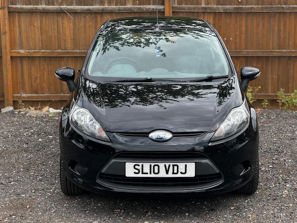Used Ford Fiesta 2010 for sale - 75659062: Photo 2