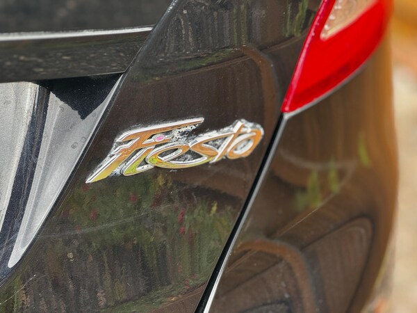Used Ford Fiesta 2010 for sale - 75659062: Photo 46