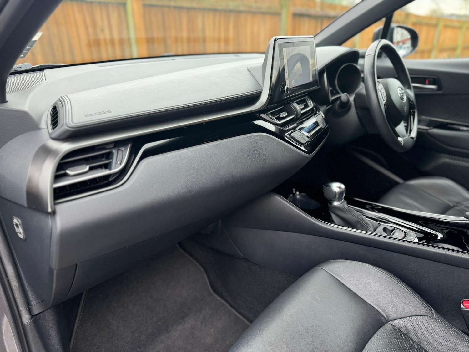 Used Toyota C-HR 2022 for sale - 77564998: Photo 15