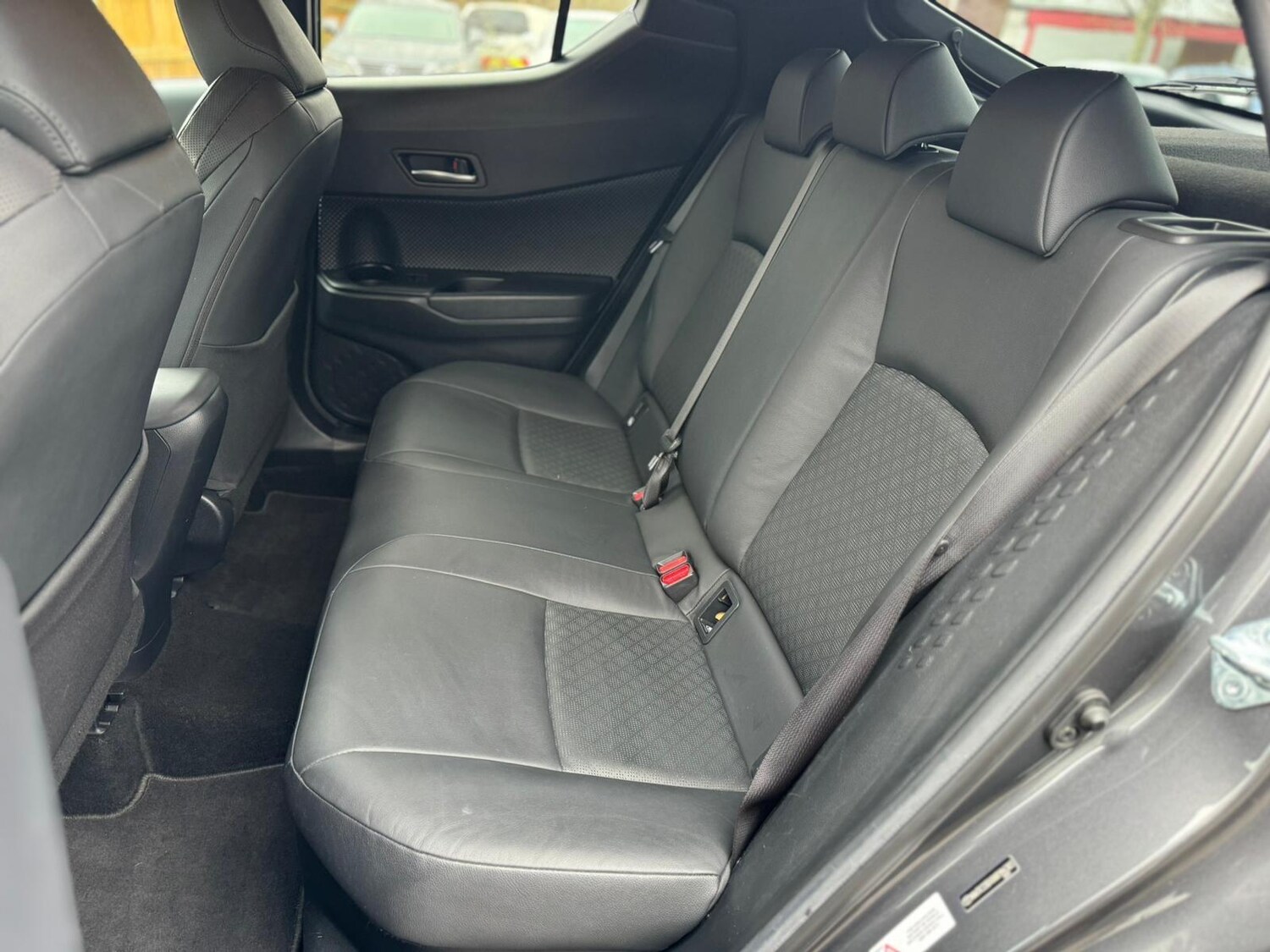 Used Toyota C-HR 2022 for sale - 77564998: Photo 21