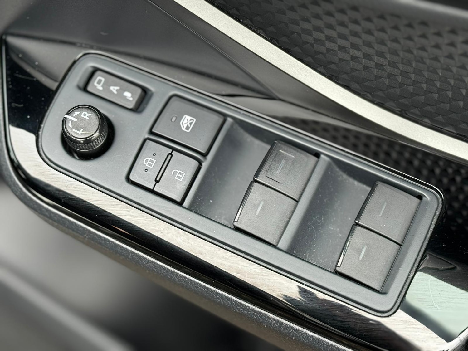 Used Toyota C-HR 2022 for sale - 77564998: Photo 29