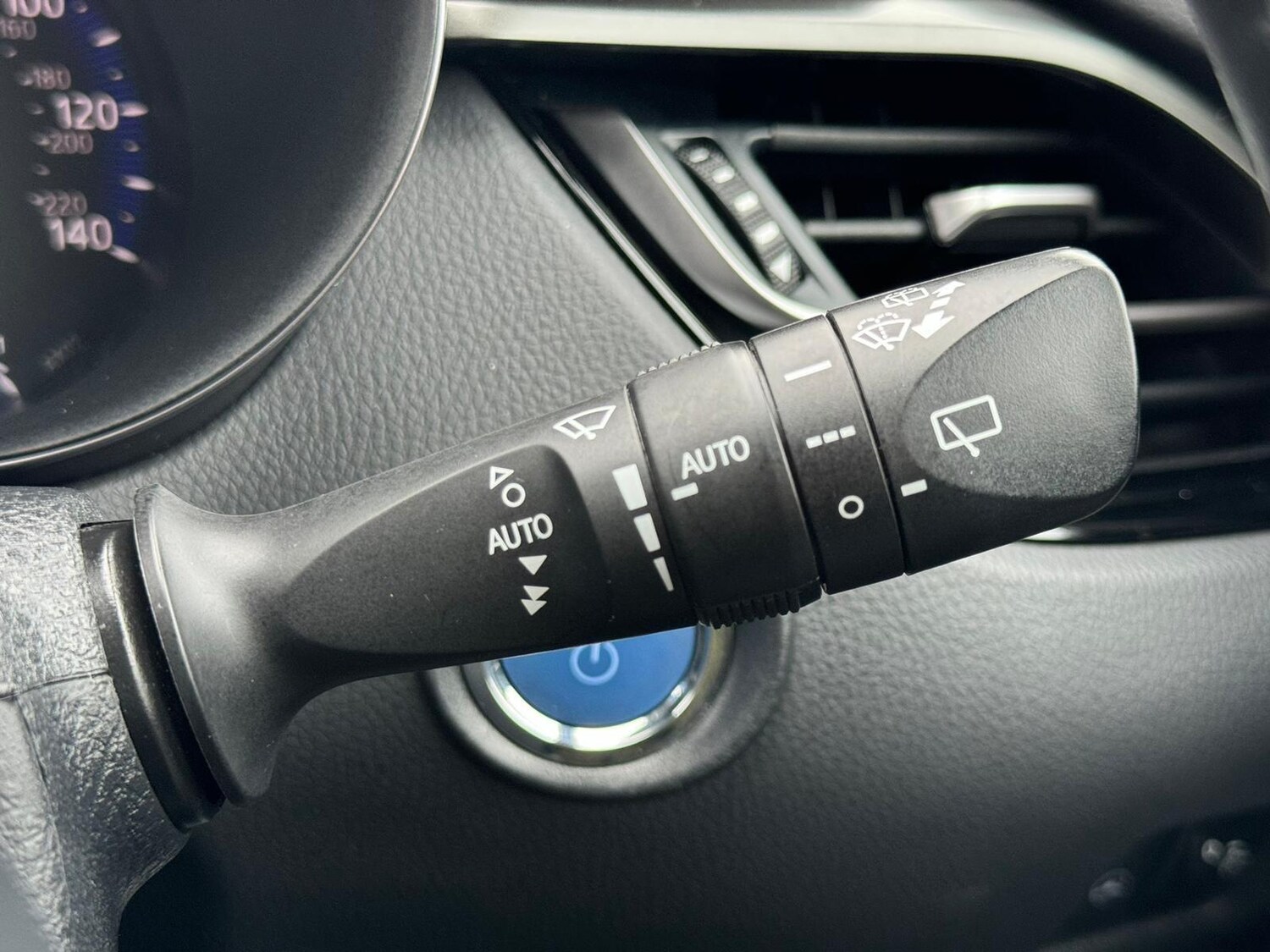 Used Toyota C-HR 2022 for sale - 77564998: Photo 34