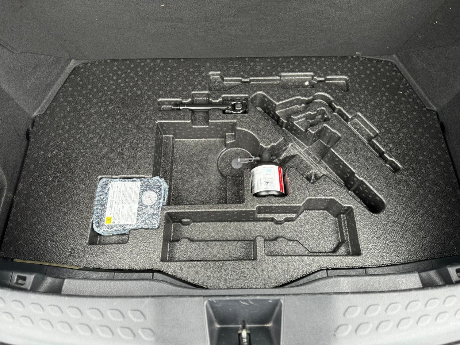 Used Toyota C-HR 2022 for sale - 77564998: Photo 38