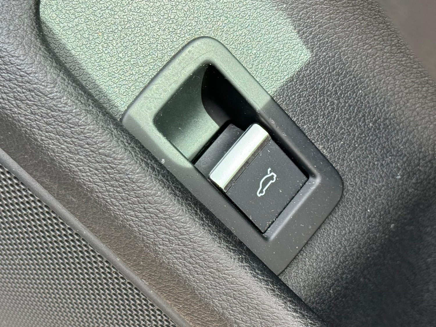 Used Audi A4 2017 for sale - 78184661: Photo 34