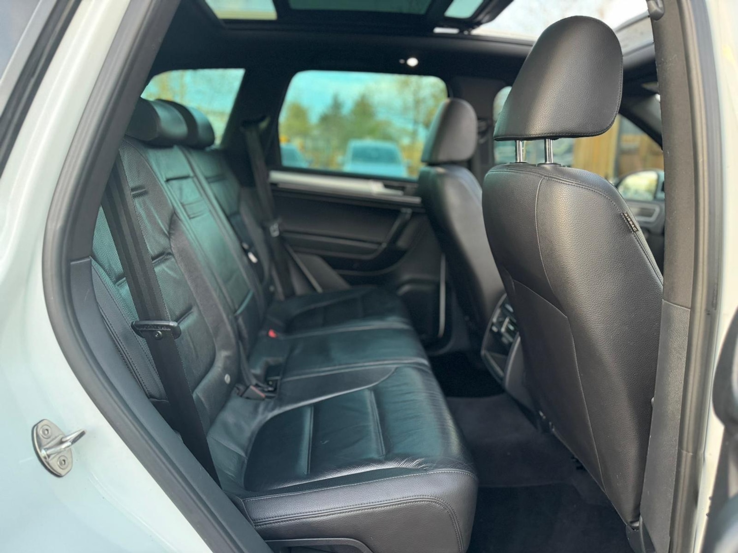 Used Volkswagen Touareg 2014 for sale - 76715135: Photo 21