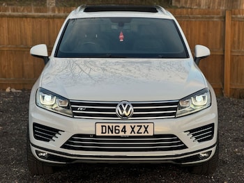 Used Volkswagen Touareg 2014 for sale - 76715135: Photo