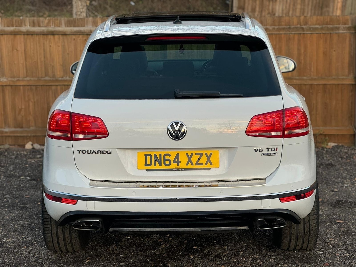 Used Volkswagen Touareg 2014 for sale - 76715135: Photo 4