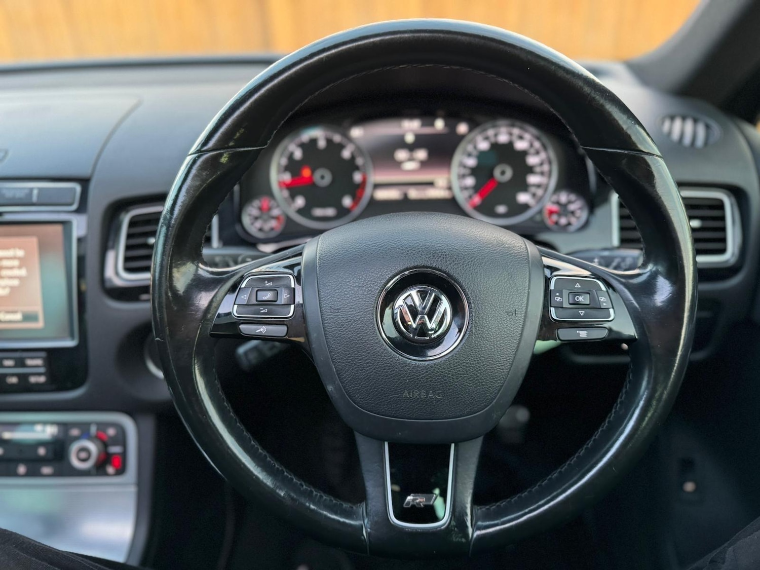 Used Volkswagen Touareg 2014 for sale - 76715135: Photo 40