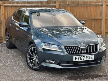 Used Skoda Superb 2018 for sale - 79669948: Photo
