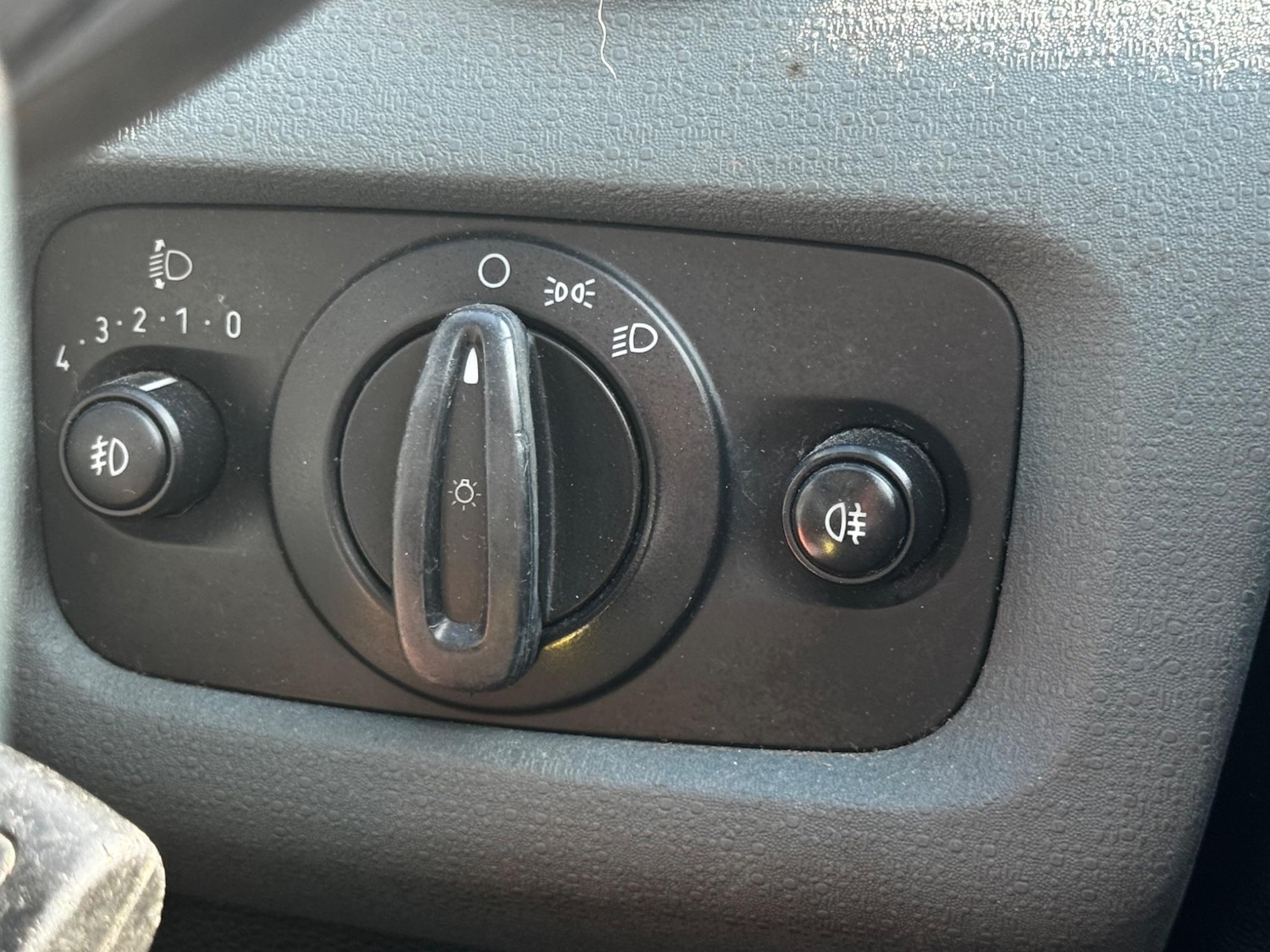 Vehicle 28