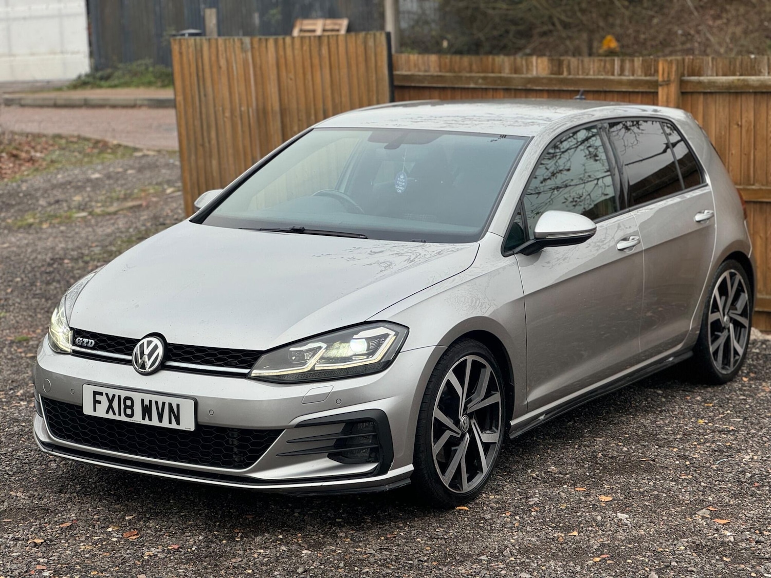 Used Volkswagen Golf for sale - 77001067: Photo 3