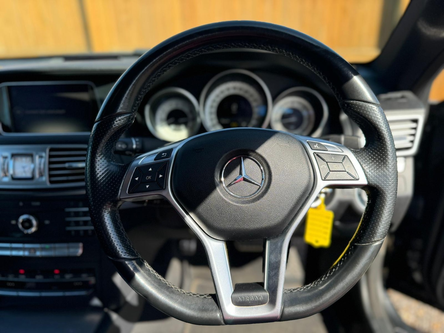 Used Mercedes-Benz E Class for sale - 78148103: Photo 44