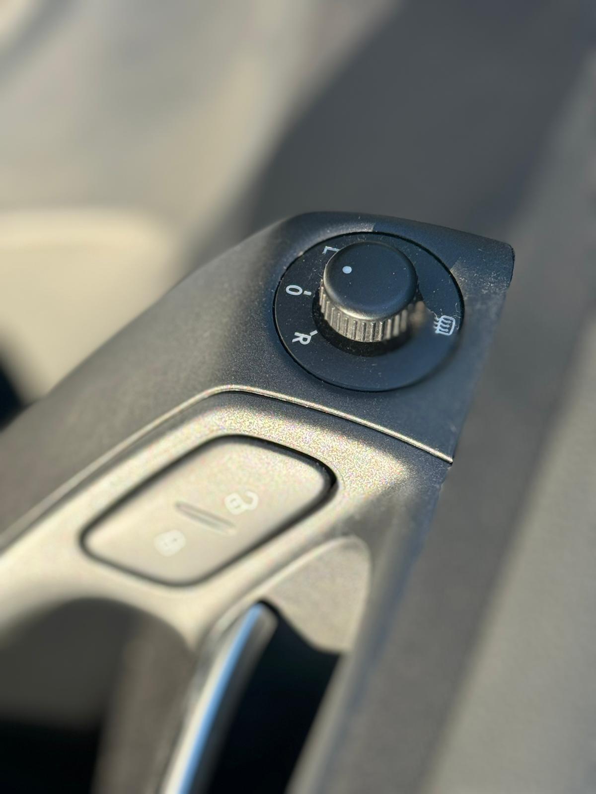 Used Volkswagen Polo 2012 for sale - 77091473: Photo 34