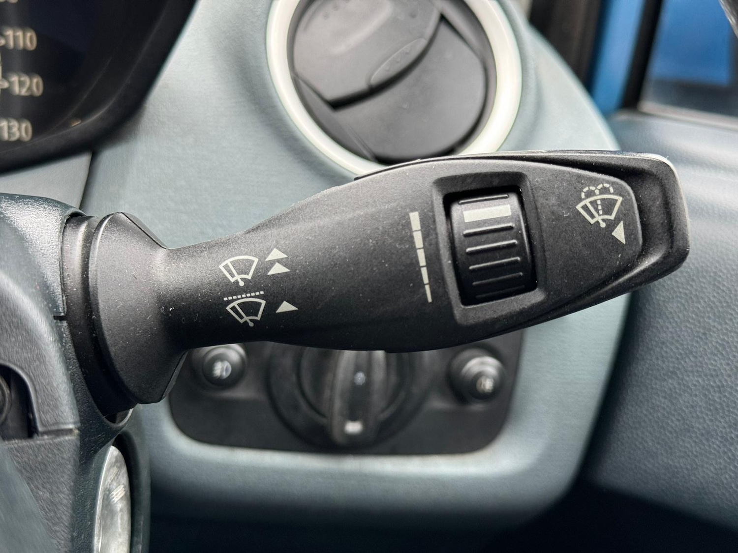 Used Ford Fiesta 2010 for sale - 77163497: Photo 26