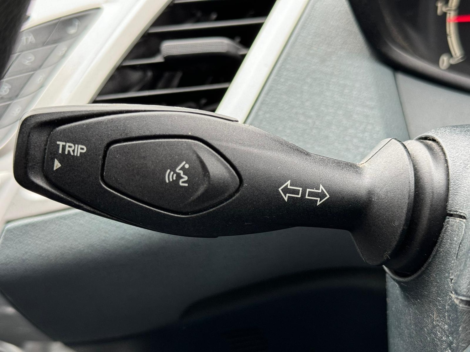 Used Ford Fiesta 2010 for sale - 77163497: Photo 28