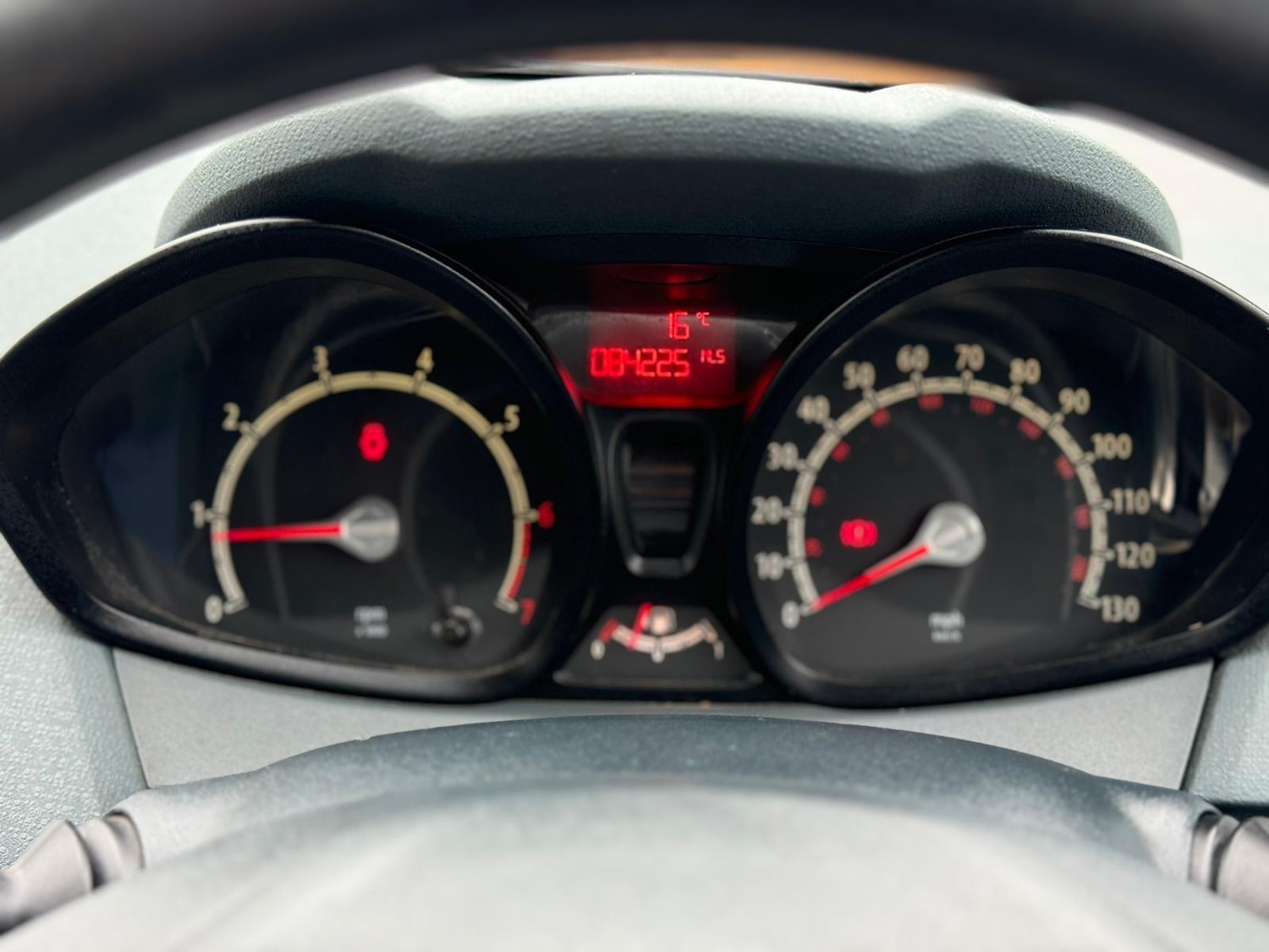 Used Ford Fiesta 2010 for sale - 77163497: Photo 37