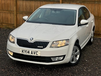 Used Skoda Octavia 2014 for sale - 77396544: Photo