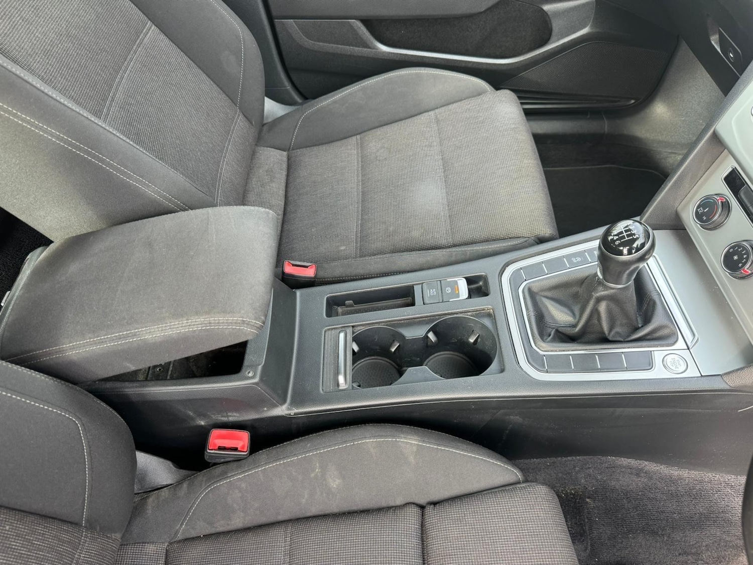 Used Volkswagen Passat 2015 for sale - 76936622: Photo 13