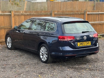 Used Volkswagen Passat 2015 for sale - 76936622: Photo