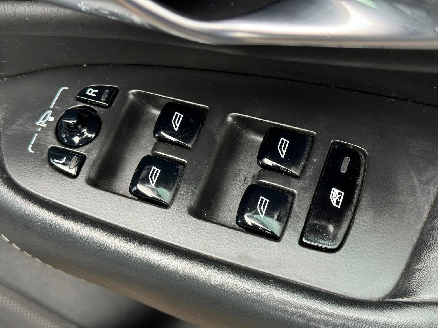 Used Volvo XC90 2017 for sale - 76886649: Photo 30