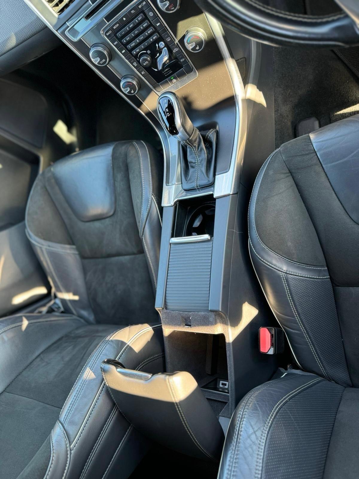 Used Volvo XC60 2017 for sale - 77230187: Photo 14